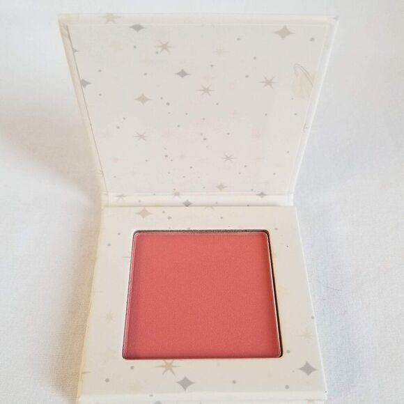 Moonslice Beauty - Pressed Blush in Gorgeous - Picture 1 of 6
